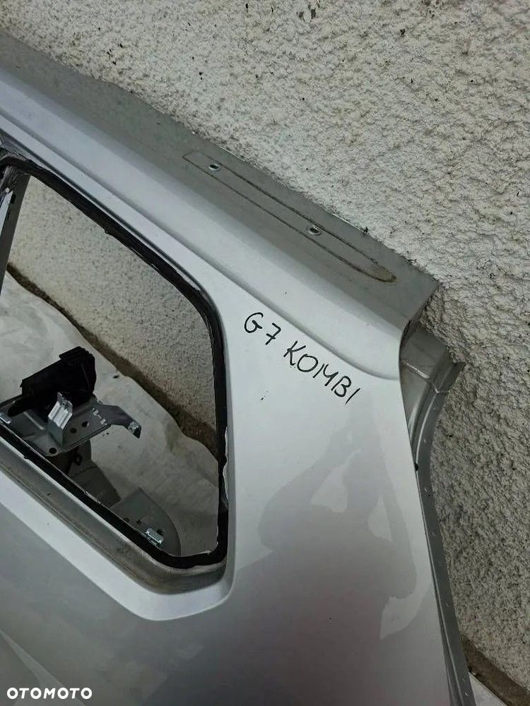 Volkswagen Golf VII KOMBI 2016 Ćwiartka tylna lewa błotnik lewy tył LA7W - 6