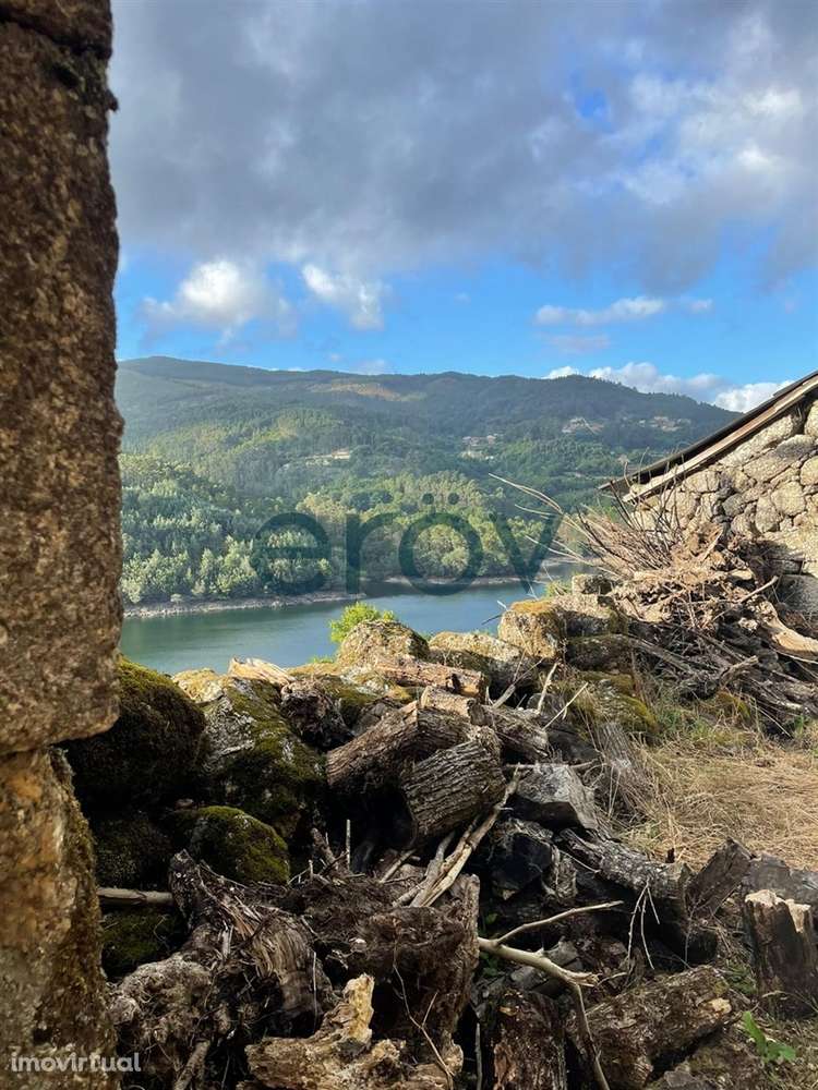 Terreno com PIP Aprovado e Vista Deslumbrante sobre a Barragem da Cani - Grande imagem: 4/8