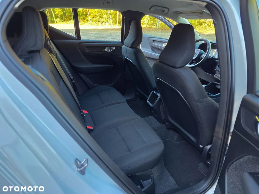 Volvo XC 40 - 24
