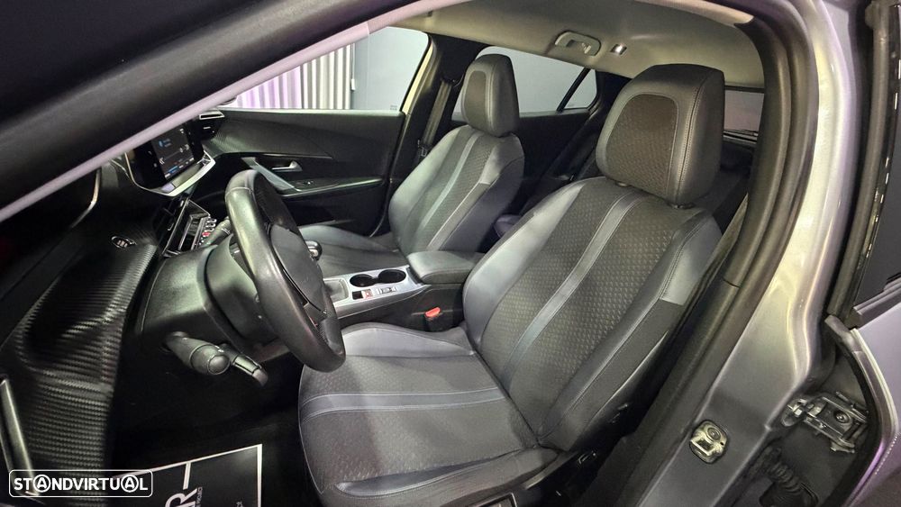 Peugeot 2008 1.2 PureTech Allure Pack - 8