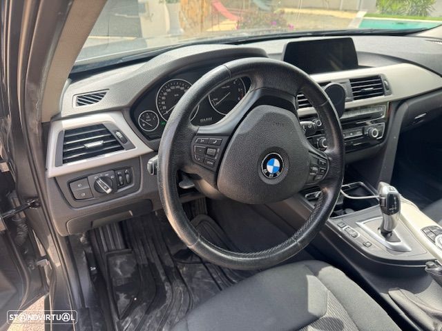 BMW 320 d Auto - 5