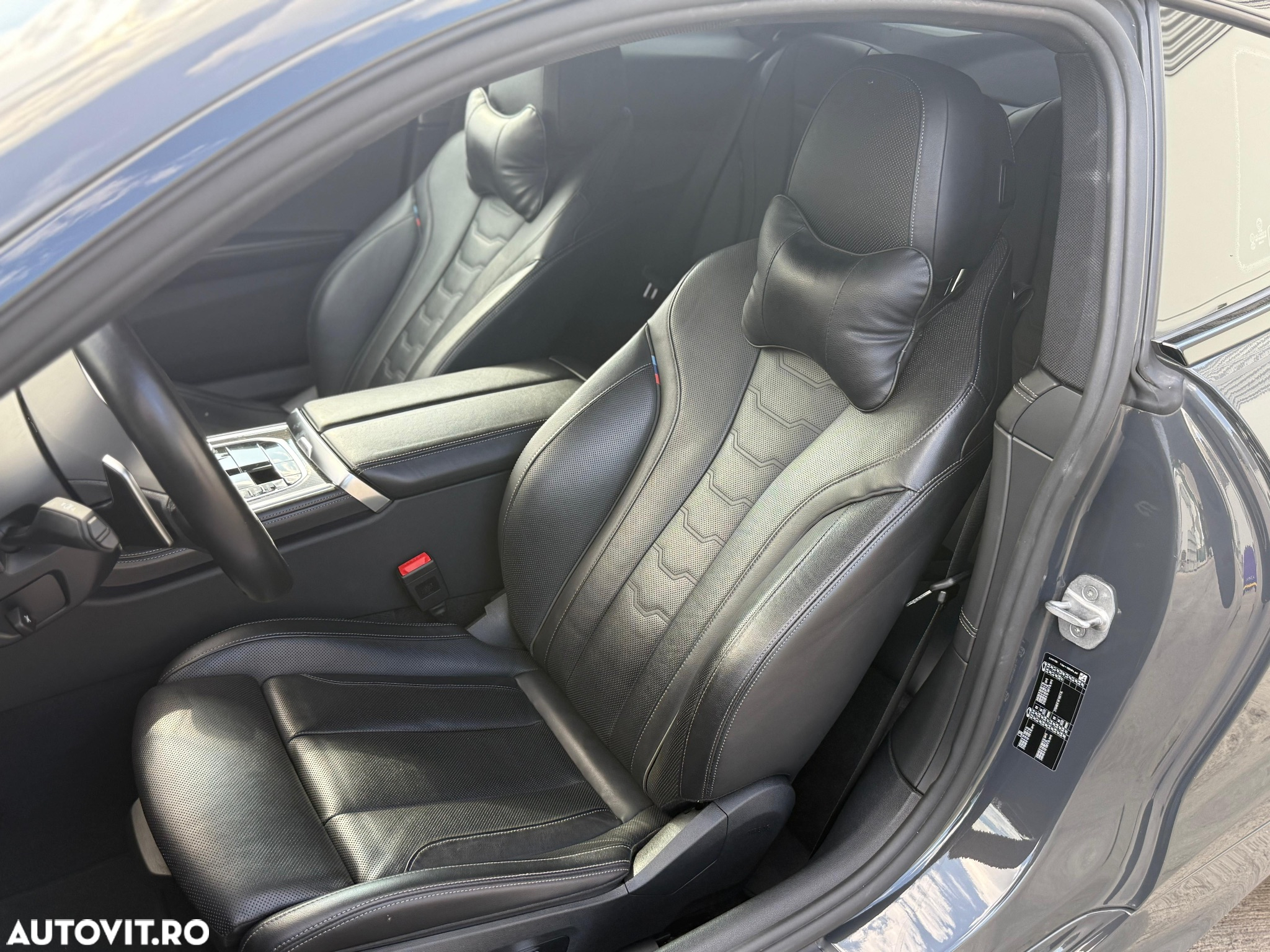 BMW Seria 8 840i - 15