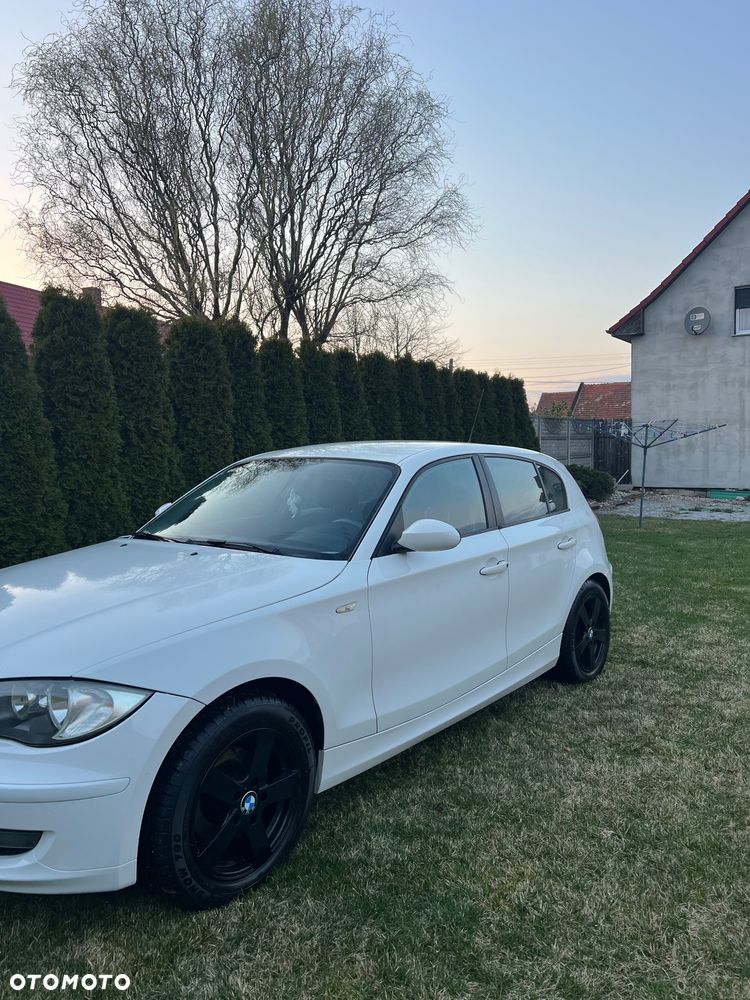 BMW Seria 1 - 17