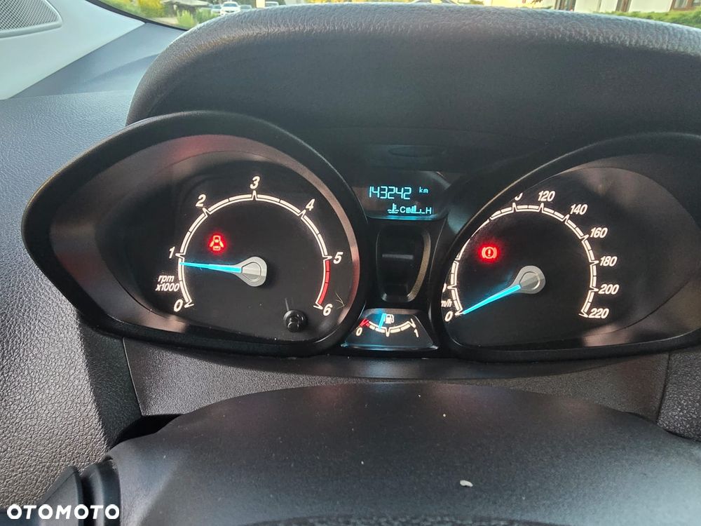 Ford TRANSIT COURIER - 8