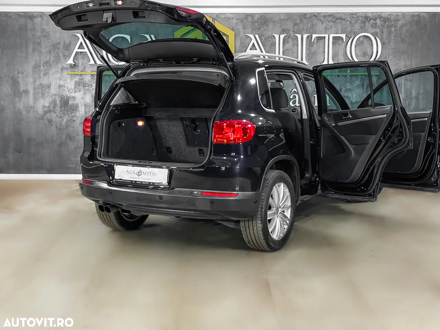 Volkswagen Tiguan - 19