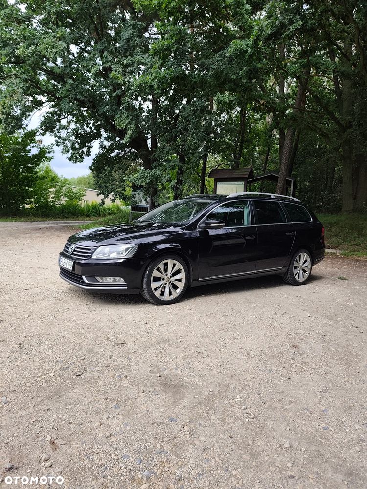 Volkswagen Passat 2.0 TDI DPF DSG Highline - 9