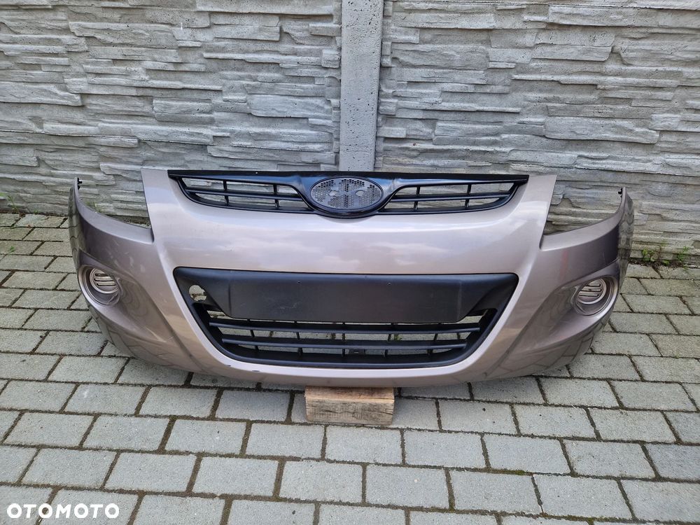 Zderzak Hyundai I20 2008 - - 1
