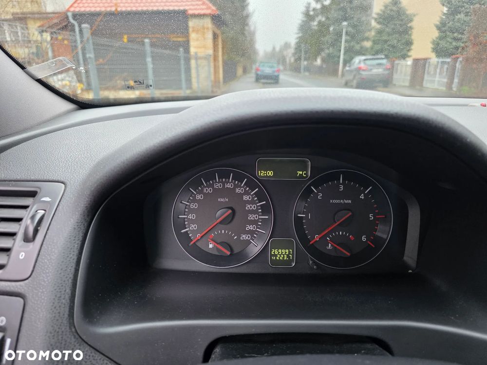 Volvo V50 D2 Momentum - 11