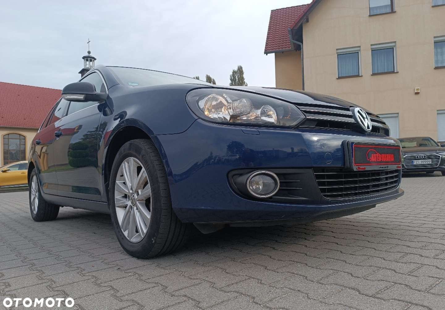 Volkswagen Golf - 6