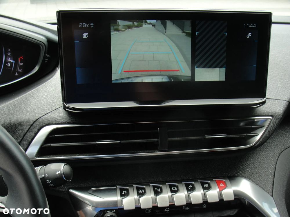 Peugeot 5008 PureTech 130 EAT8 Stop & Start Allure Pack - 14
