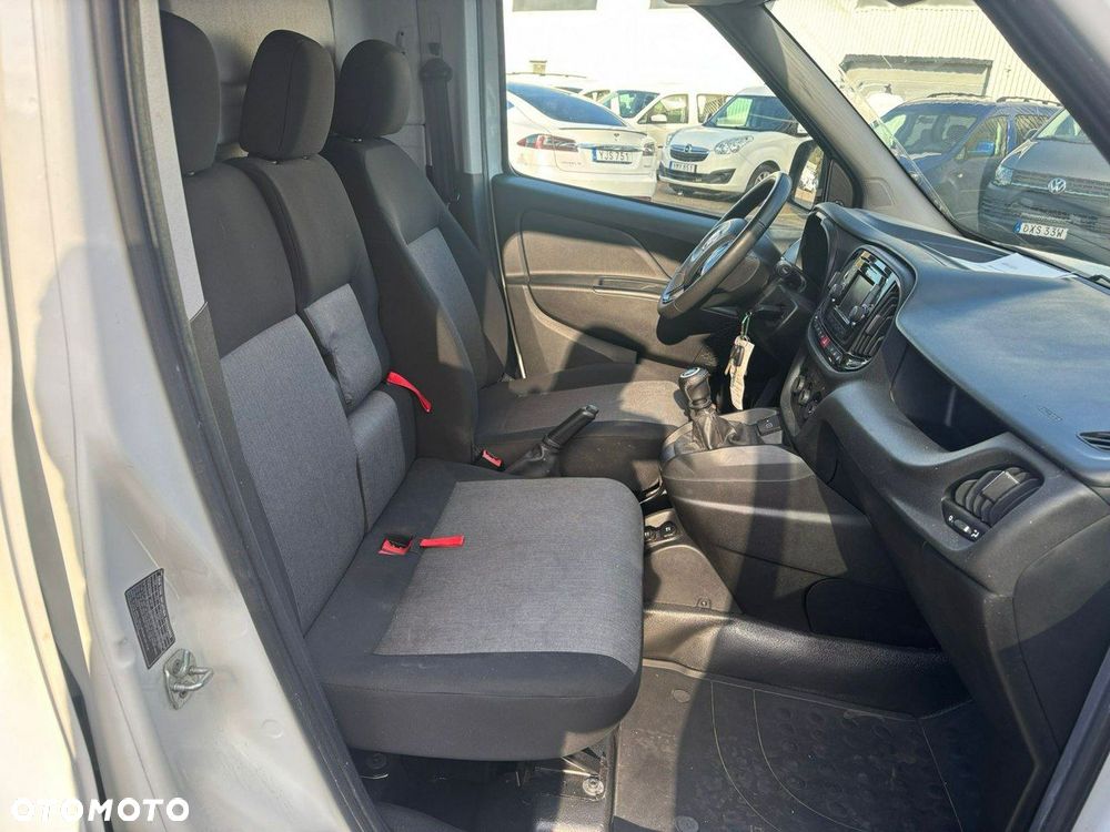 Fiat Doblo - 11