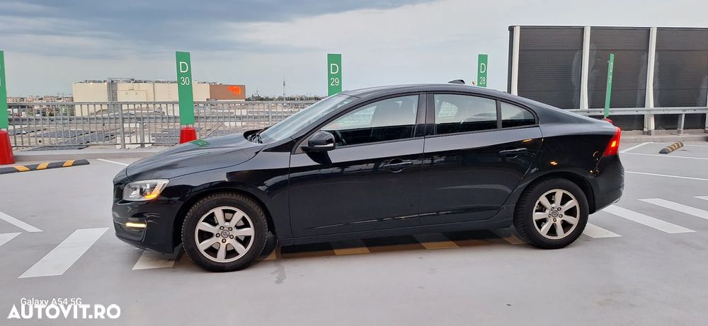 Volvo S60 D3 Business Edition - 3