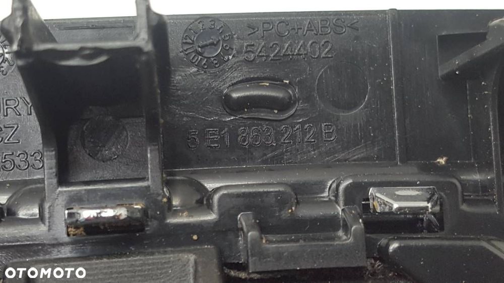 MIESZEK GAŁKA BIEGÓW SKODA OCTAVIA III 2019 EUROPA - 4