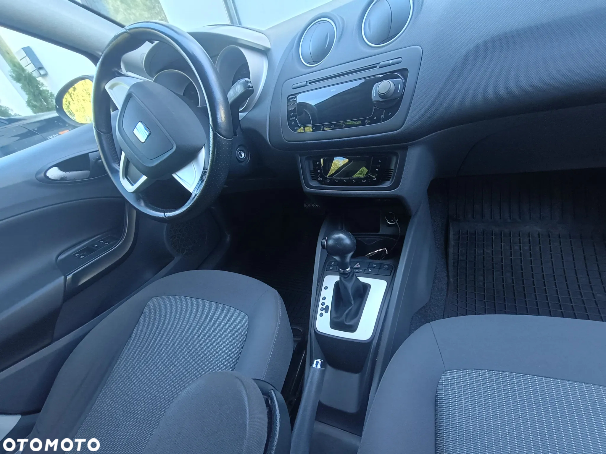 Seat Ibiza 1.2 TSI Style DSG - 19