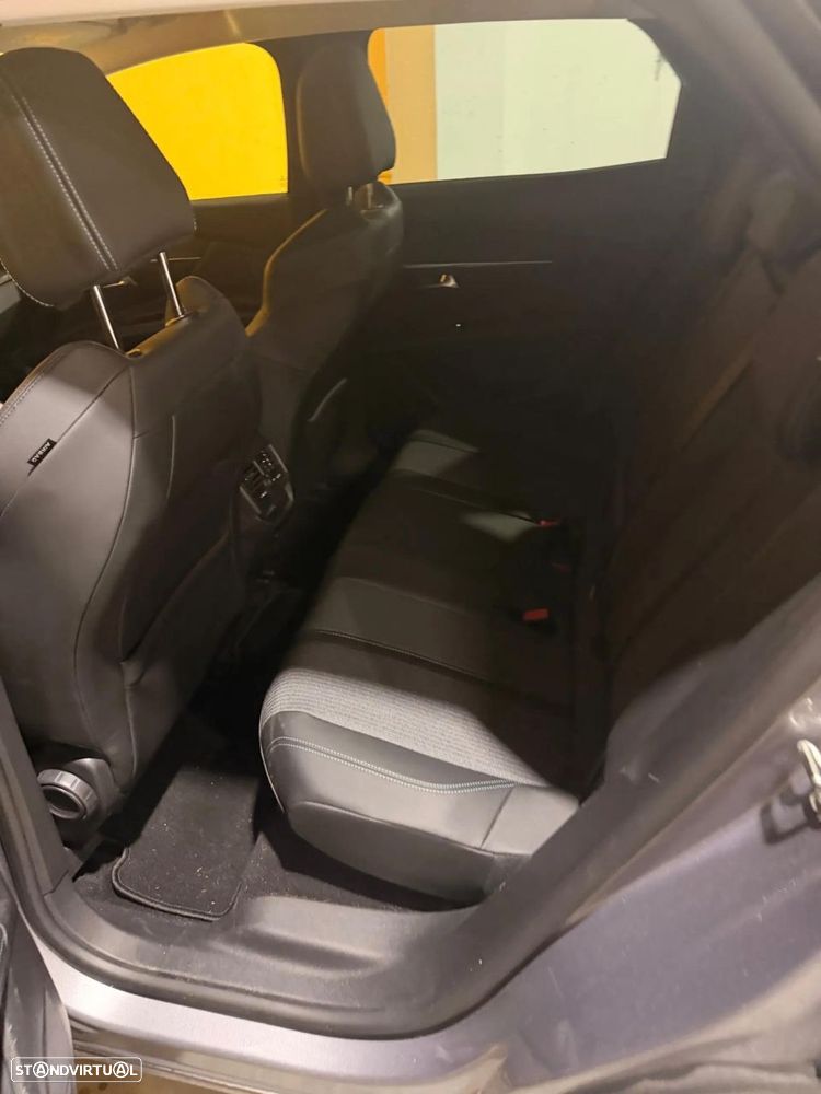 Peugeot 3008 1.5 BlueHDi Allure Pack EAT8 - 18