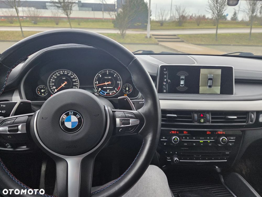 BMW X6 - 15