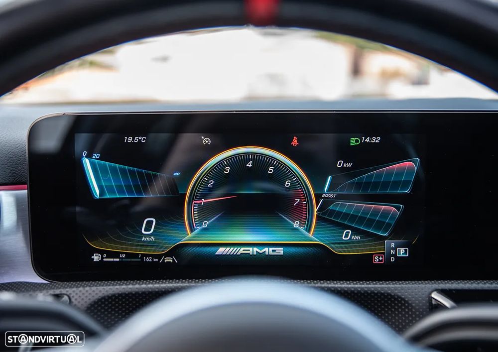 Mercedes-Benz A 35 AMG 4Matic Speedshift DCT 7G Advanced-Plus - 21