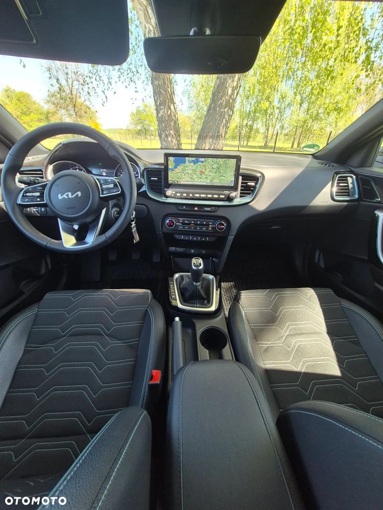 Kia Ceed - 14