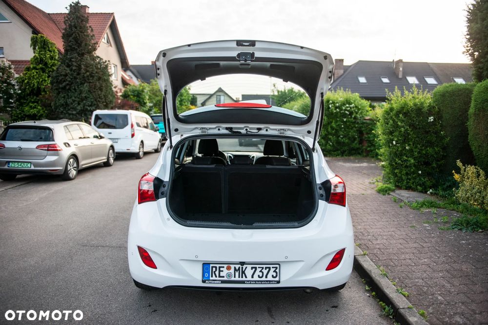 Hyundai i30 1.6 Style - 14
