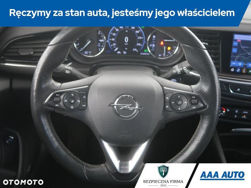 Opel Insignia - 17