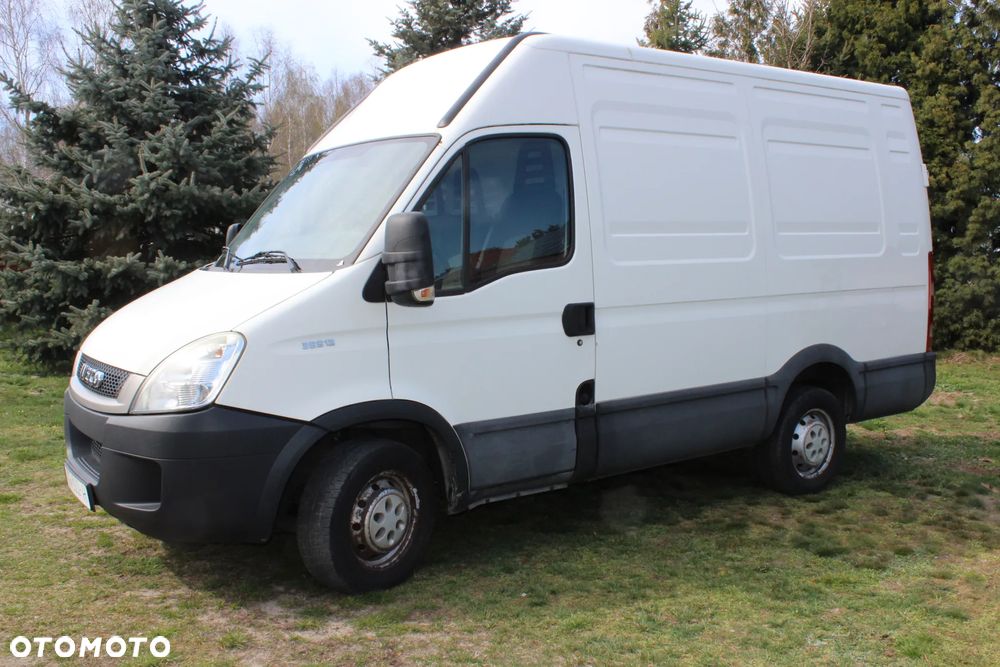 Iveco 35S13 V