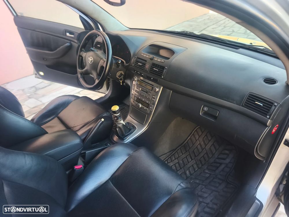 Toyota Avensis SW 2.2 D-4D Sol High P. - 18