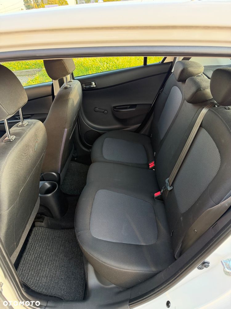 Hyundai i20 1.1 CRDi Classic + - 21