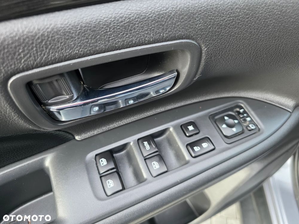 Mitsubishi Outlander 2.0 2WD CVT Diamant Edition+ - 22
