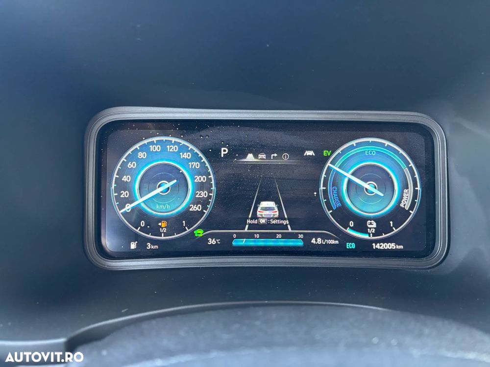 Hyundai KONA - 13