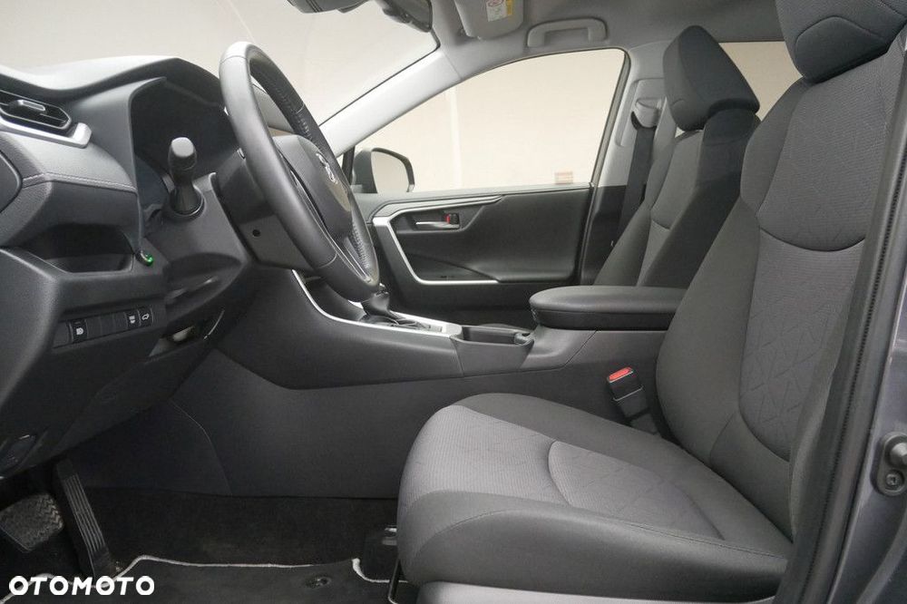 Toyota RAV4 - 12