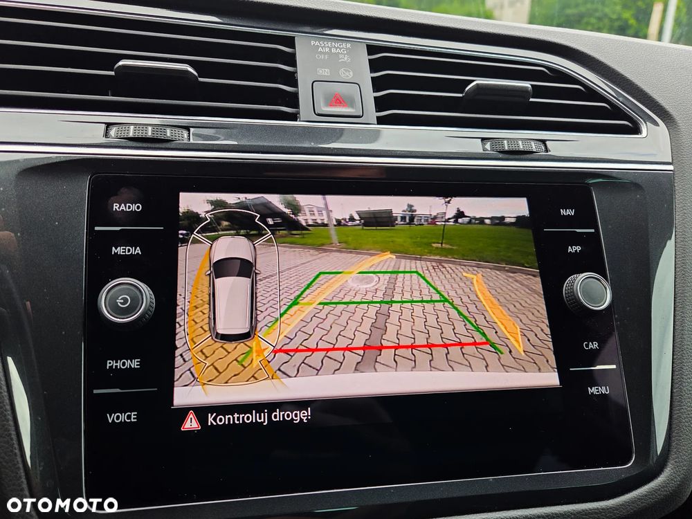 Volkswagen Tiguan 2.0 TSI 4Mot Elegance DSG - 9