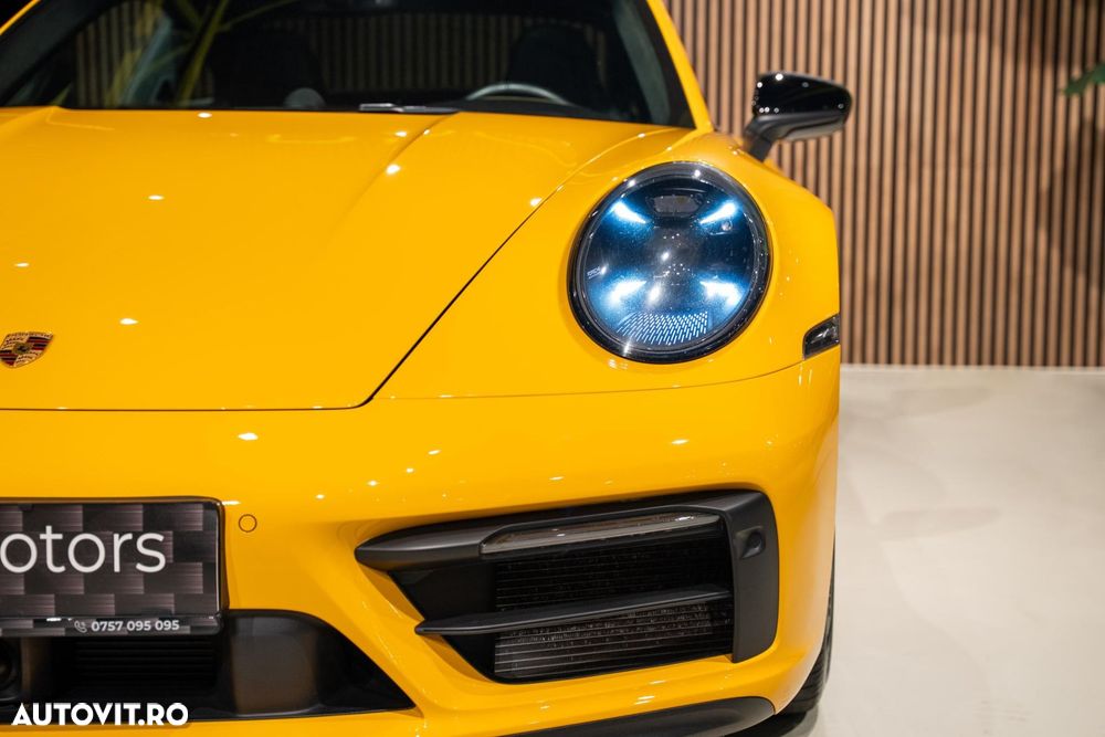 Porsche 911 - 11