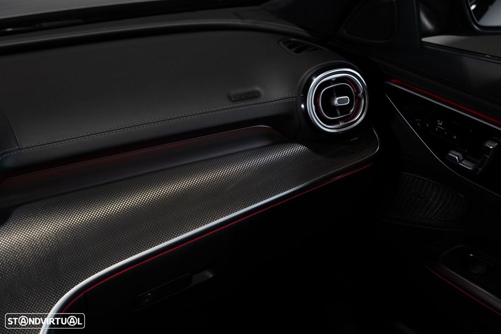 Mercedes-Benz C 300 e AMG Line - 49