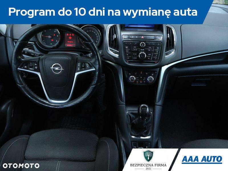 Opel Zafira - 9