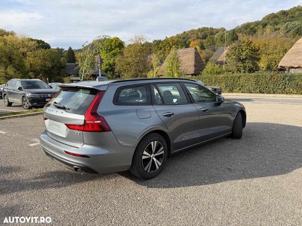 Volvo V60 D3 Momentum Core - 5
