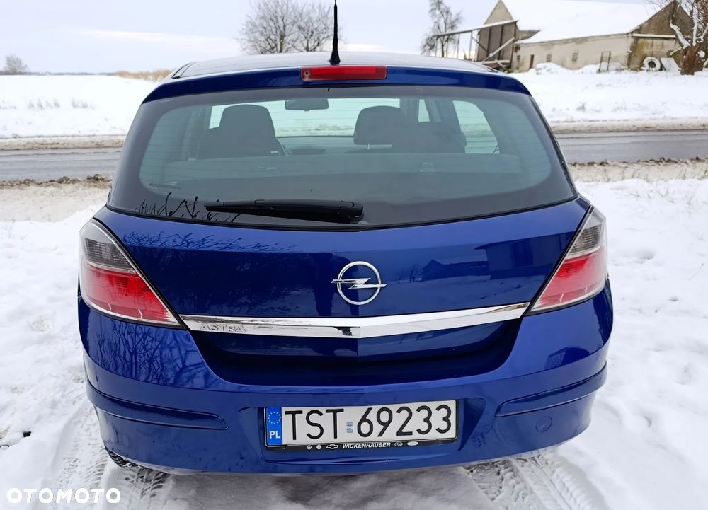 Opel Astra - 4