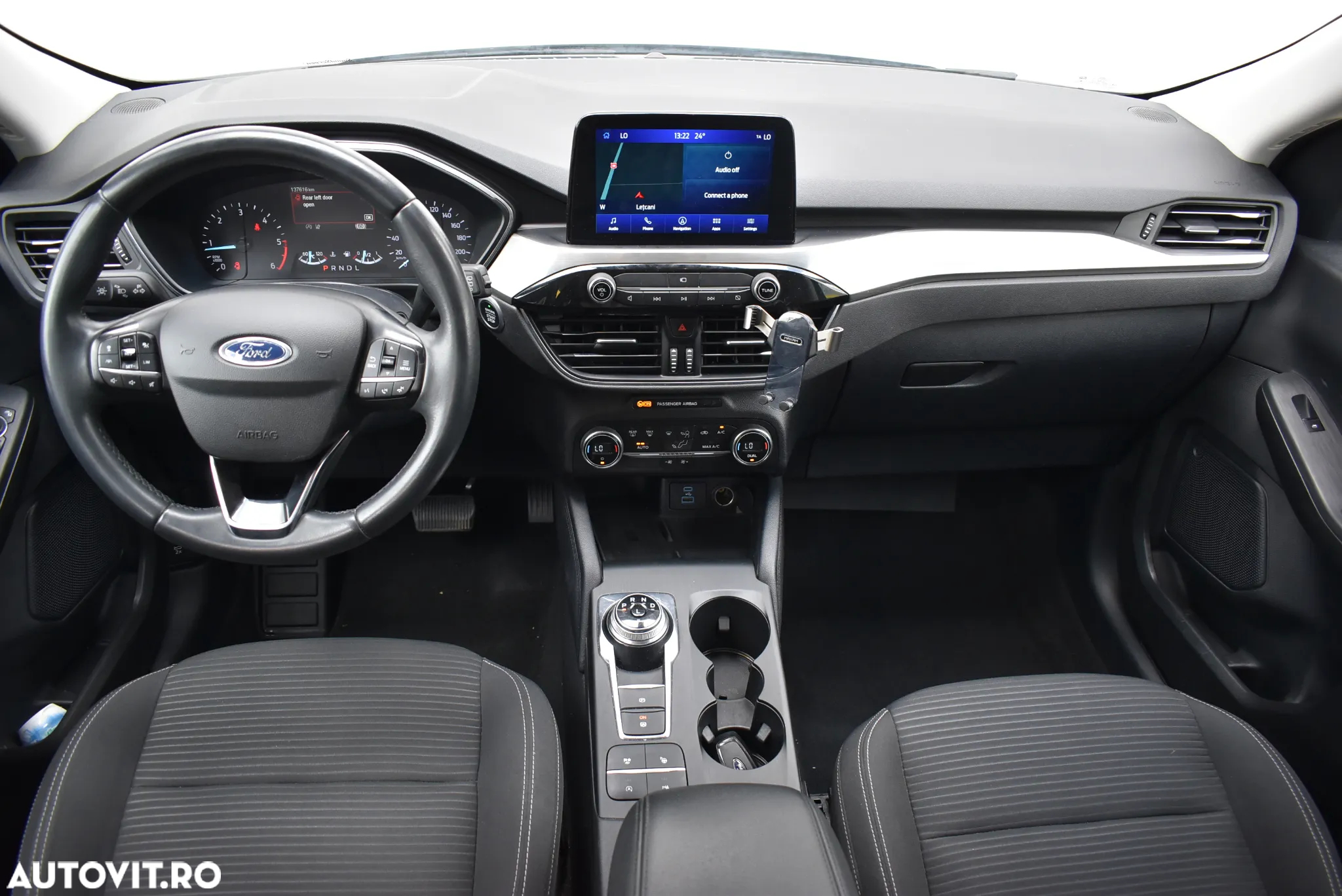 Ford Kuga - 9