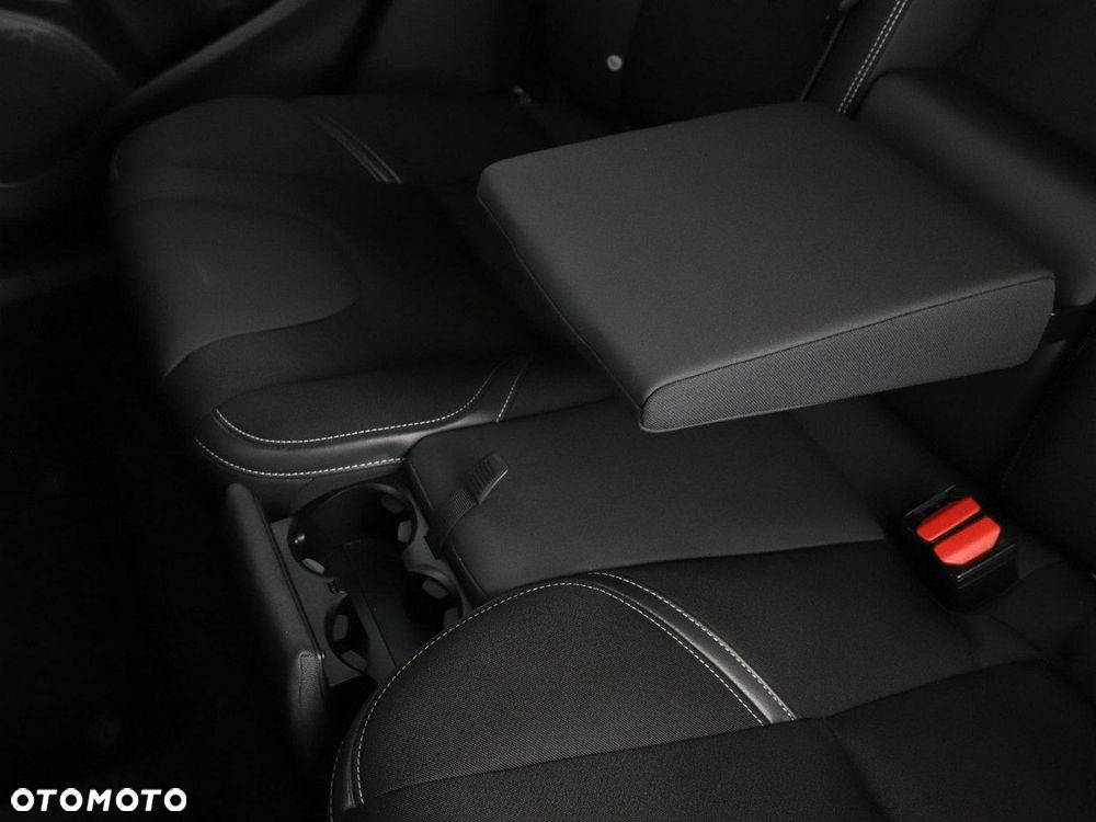 Volvo V40 D2 Drive-E Momentum - 34