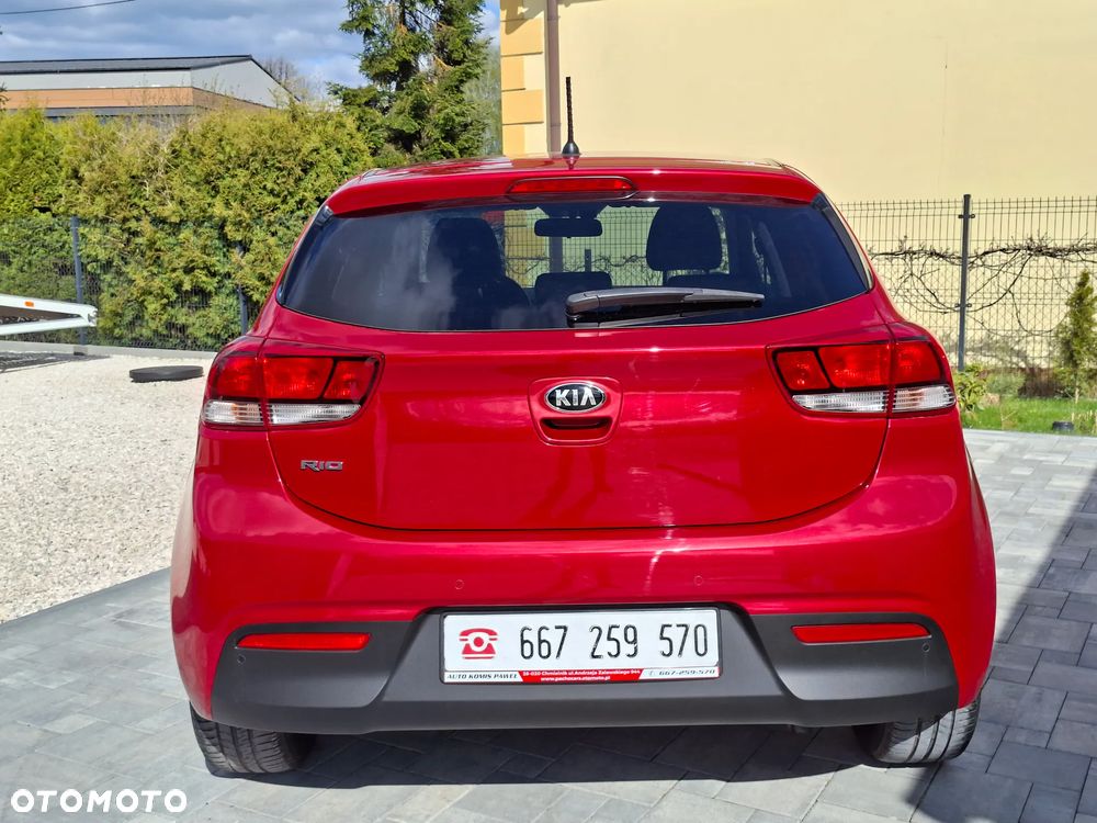 Kia Rio 1.2 Dream Team Edition - 9