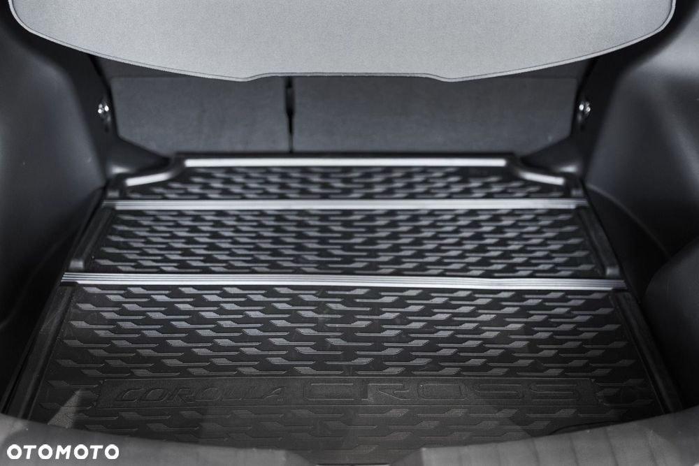 Toyota Corolla Cross - 21