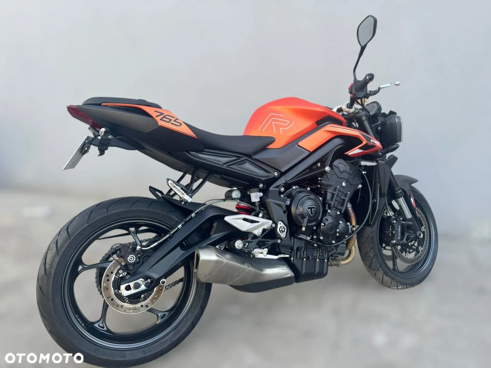 Triumph Street Triple - 3