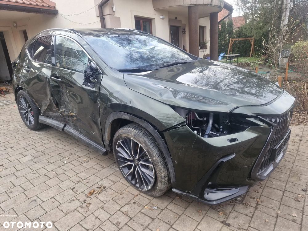 Lexus NX 350h Omotenashi AWD - 4