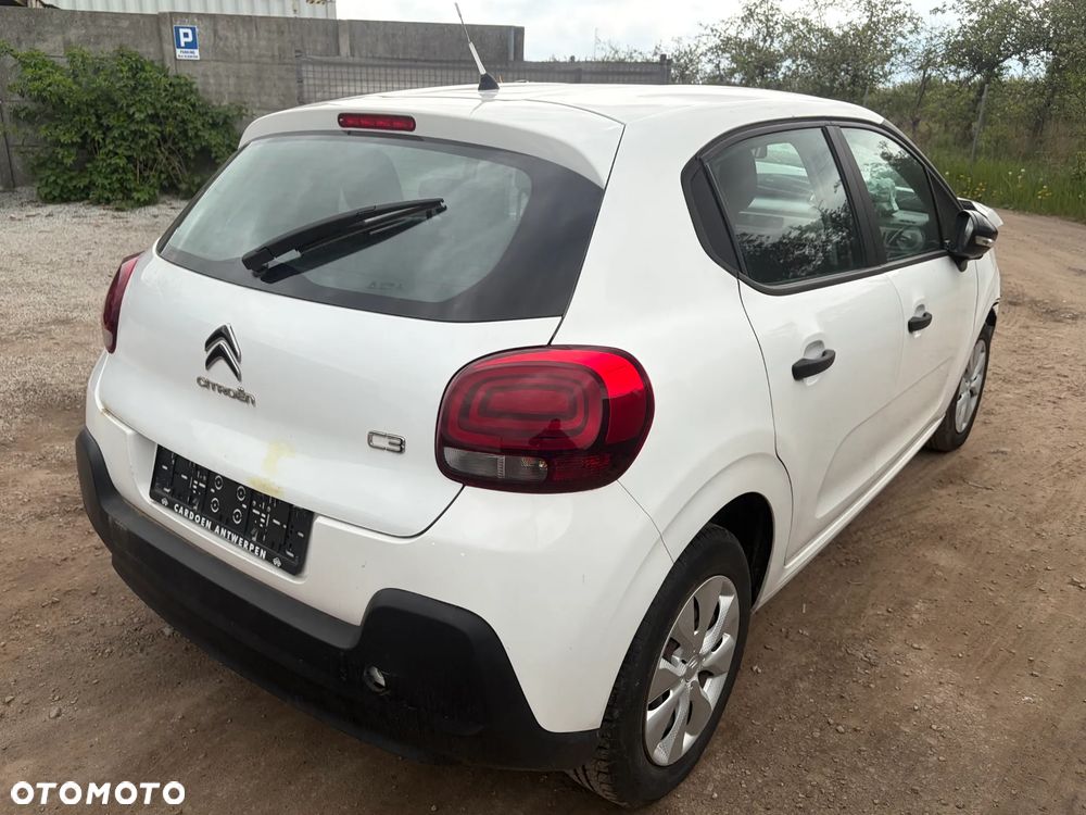 Citroën C3 Pure Tech 68 LIVE - 12
