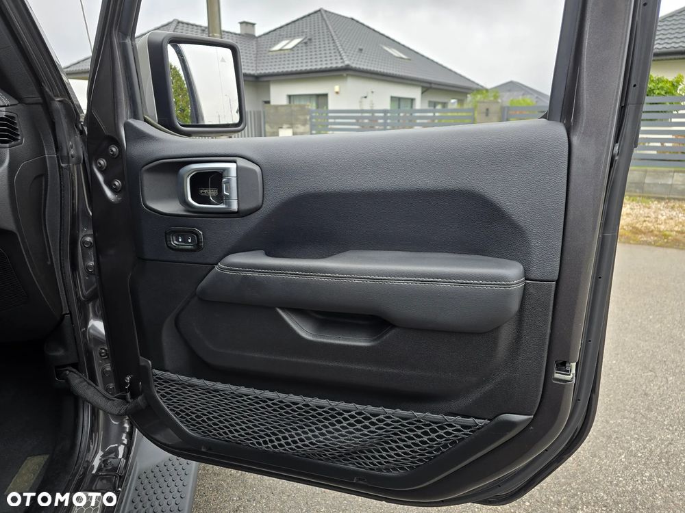 Jeep Wrangler Unlimited GME 2.0 Turbo Sahara - 28