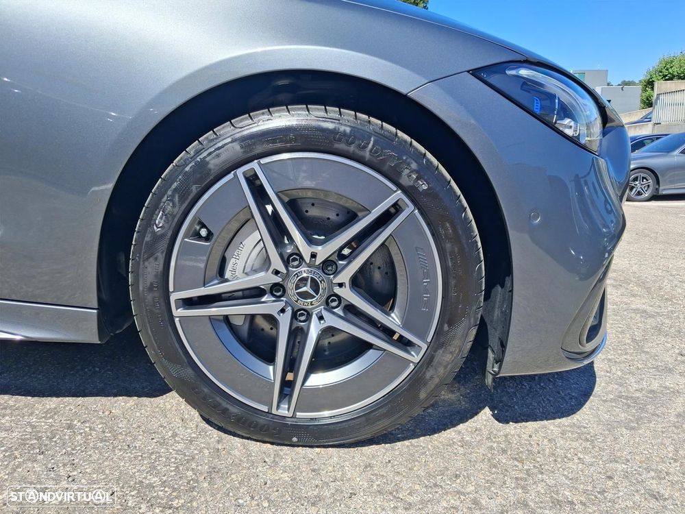 Mercedes-Benz C 300 de AMG Line - 4