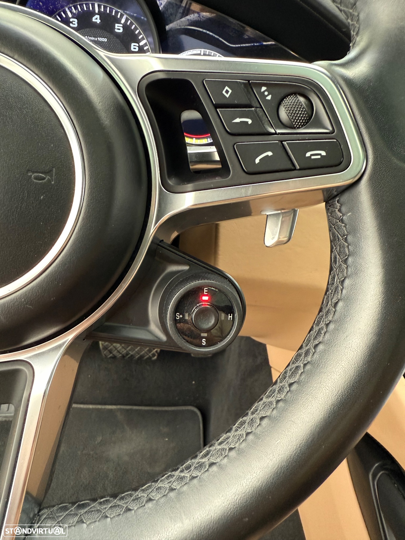 Porsche Cayenne Coupé E-Hybrid - 18