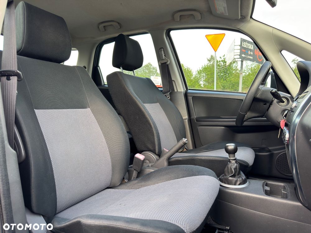 Fiat Sedici 1.9 Multijet DPF 4x4 Emotion - 28