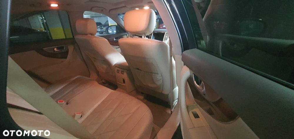 Infiniti FX FX30d S - 15