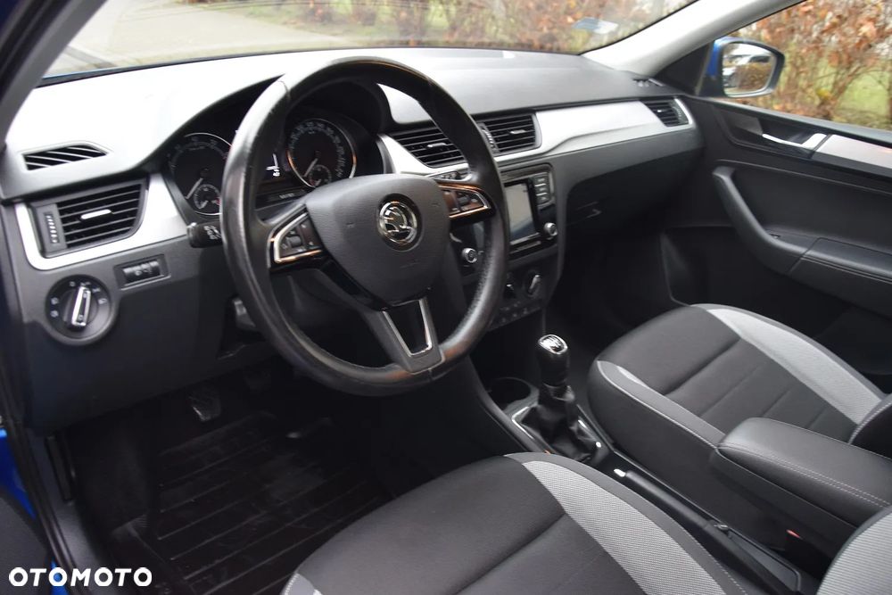 Skoda RAPID 1.0 TSI Style - 11