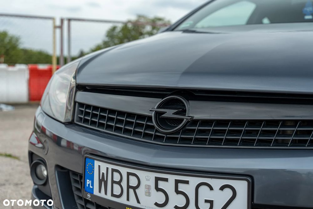 Opel Astra GTC 1.8 Sport - 13